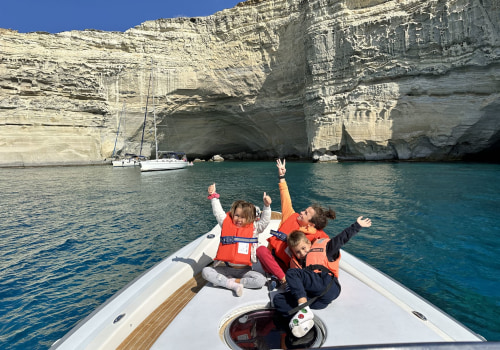 Island Hopping in Greece for Epic Water Activities